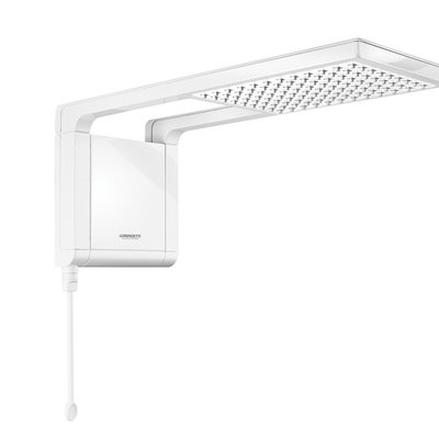 Chuveiro Lorenzetti Acqua Storm branco com resist&ecirc;ncia blindada instalado em parede de banheiro