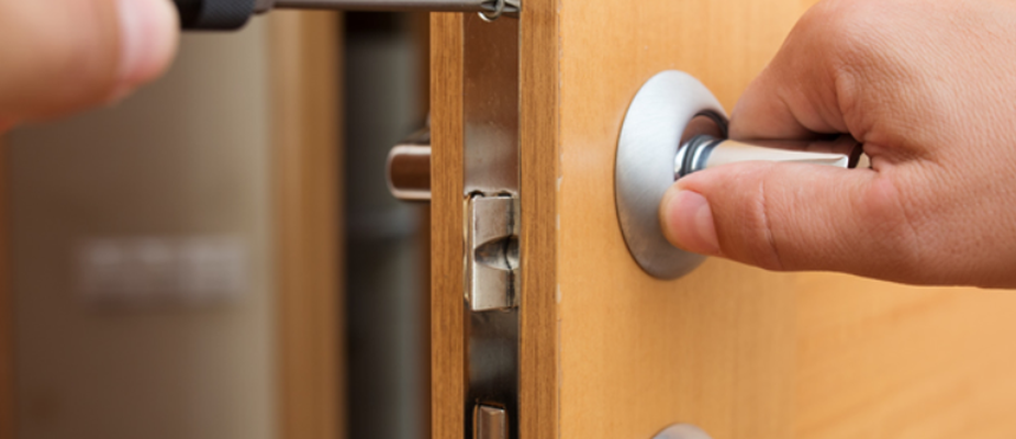 Guia Completo: Como Instalar Fechadura de Porta Passo a Passo